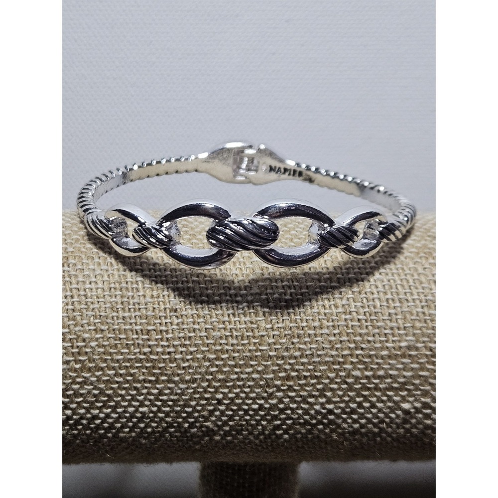 Vintage NAPIER Signed Silver Tone Interlocking Twisted Cable‎ Link Hinged Bangle